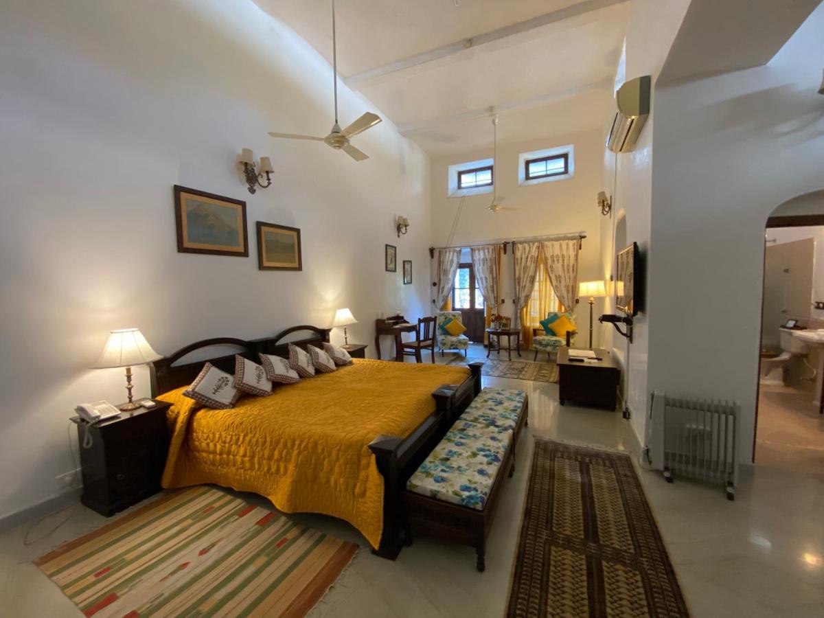Shahpura Bagh Hotel Buitenkant foto